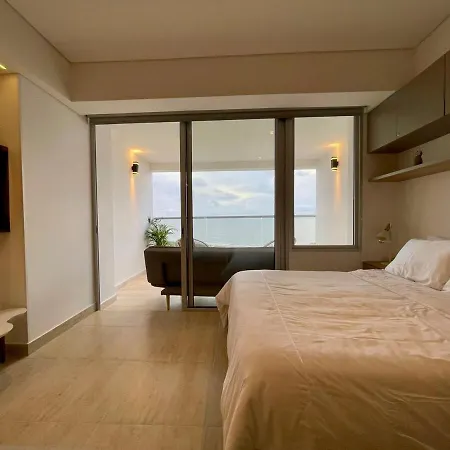 Modern Near The Airport Apartamento Cartagena