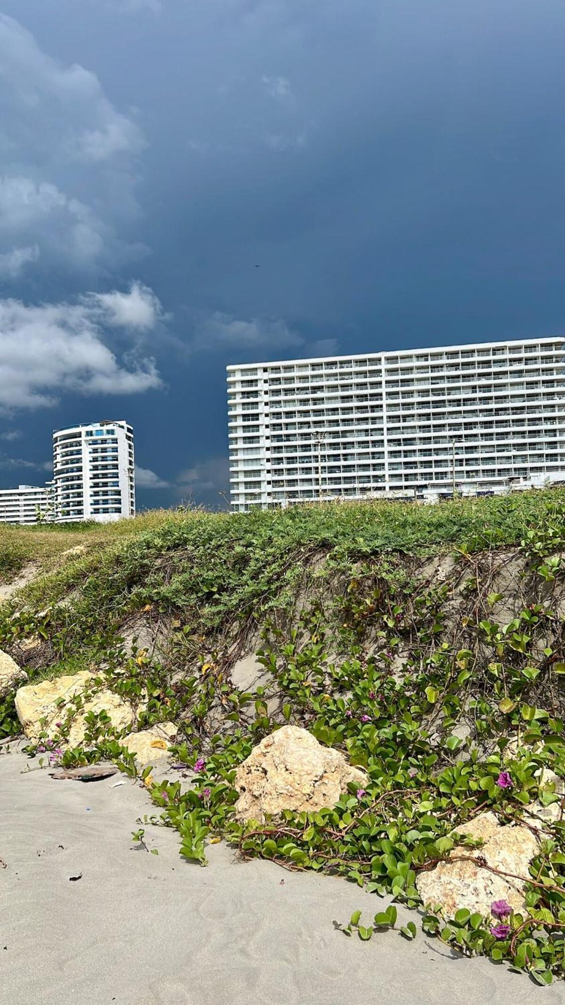 Modern Near The Airport *